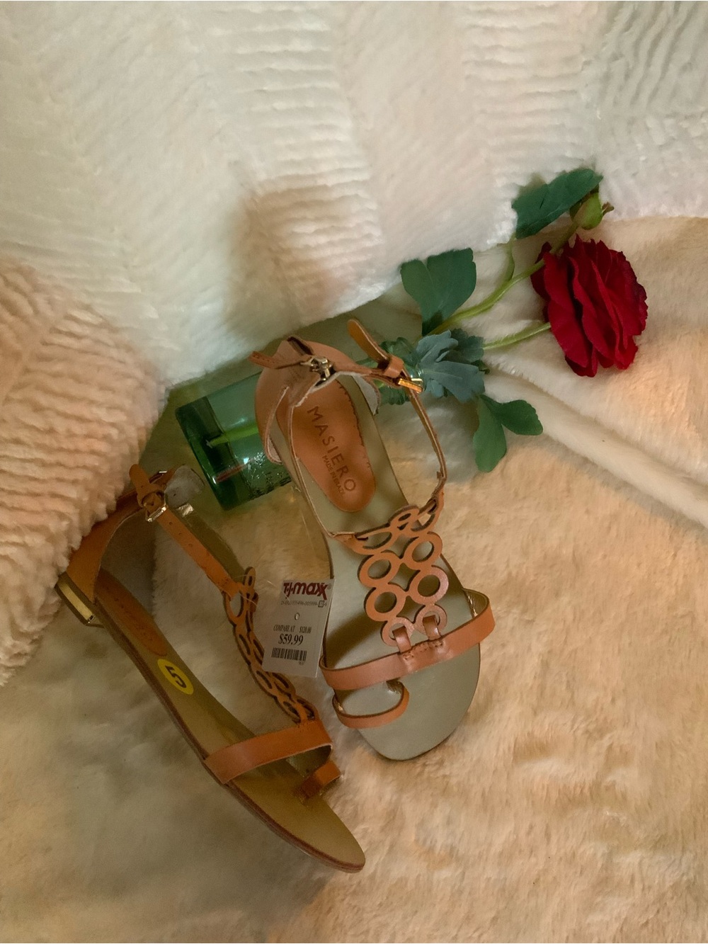 NWT Women's Tan Leather Cutout T-Strap Sandals